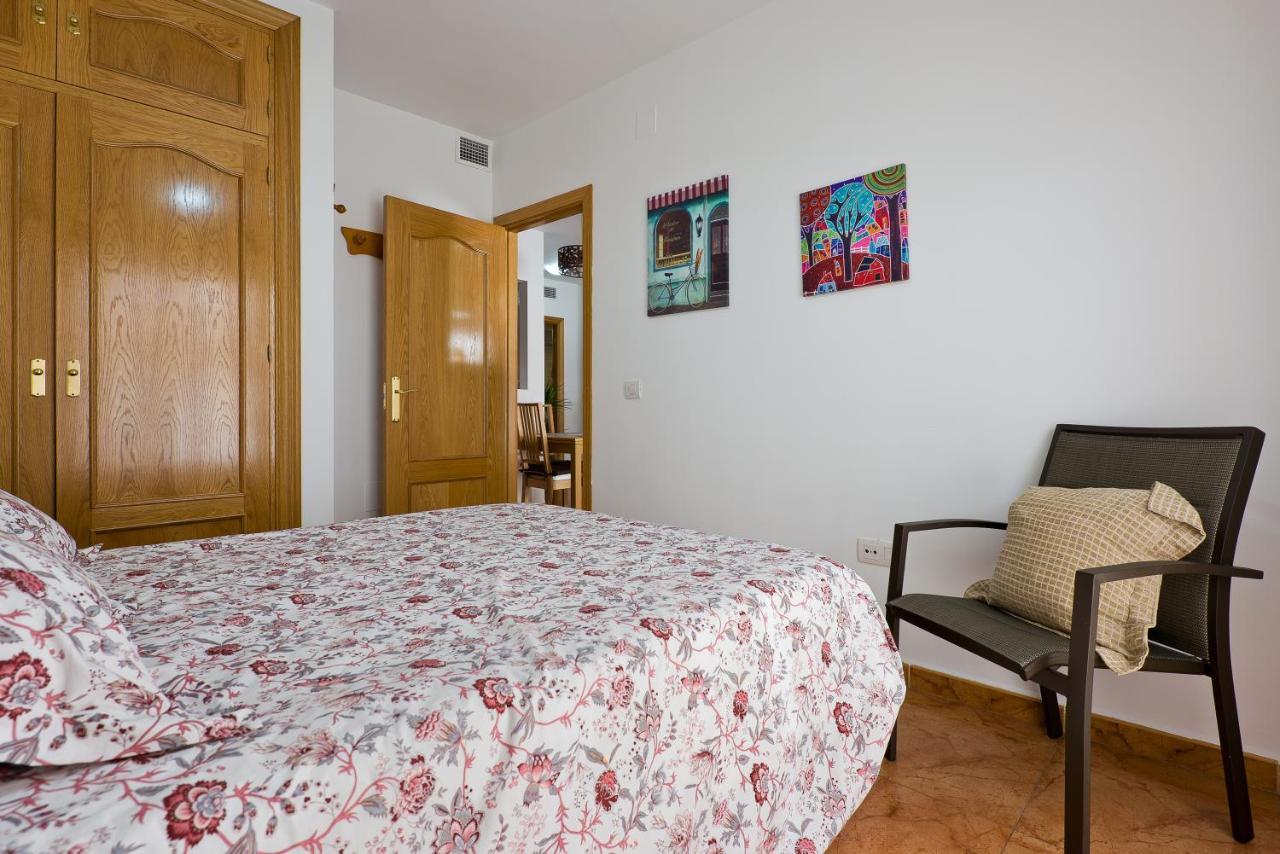 Relaxing Beach Apartment In Fuengirola Parking ภายนอก รูปภาพ