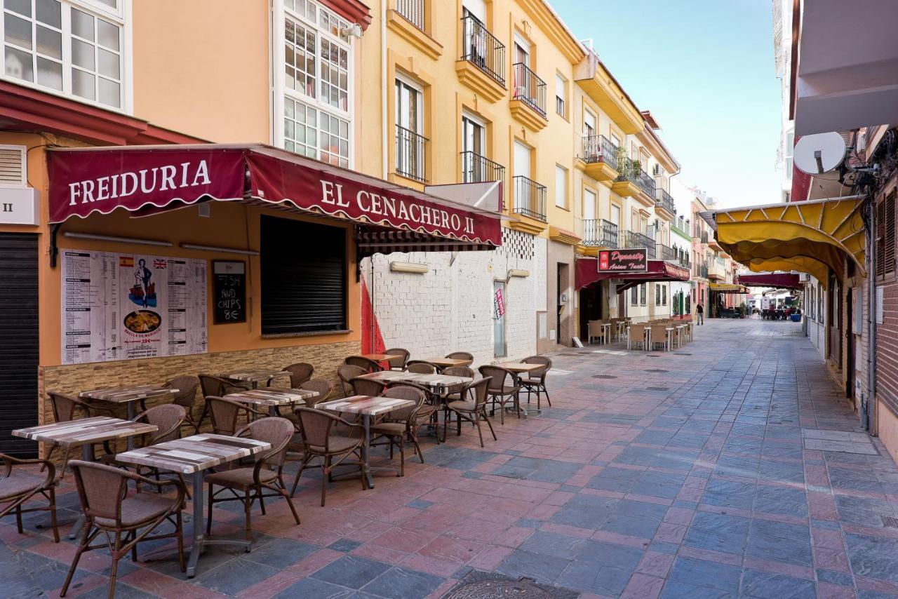 Relaxing Beach Apartment In Fuengirola Parking ภายนอก รูปภาพ