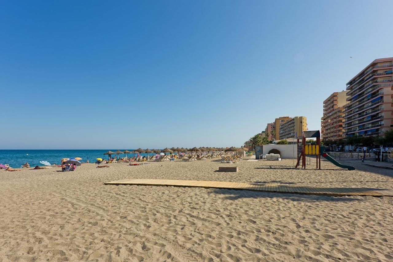Relaxing Beach Apartment In Fuengirola Parking ภายนอก รูปภาพ